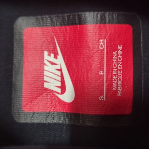 Nike Women's Tech Fleece Pullover Hoodie Size S Used Excellent - Picture 4 of 8